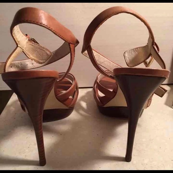Michael Kors High Heel Size 9 - Picture 4 of 4